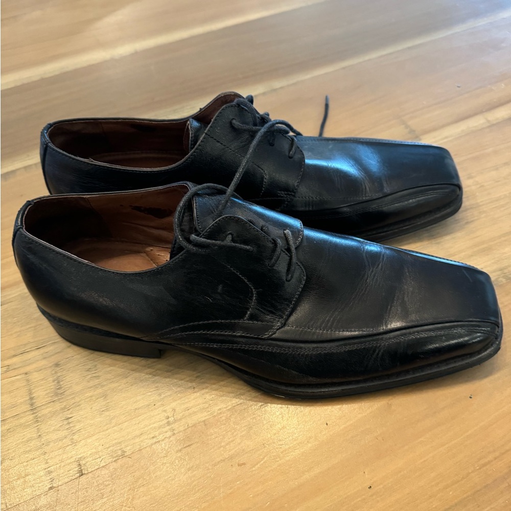 Johnson and Murphy men’s black dress shoes size 13 M
